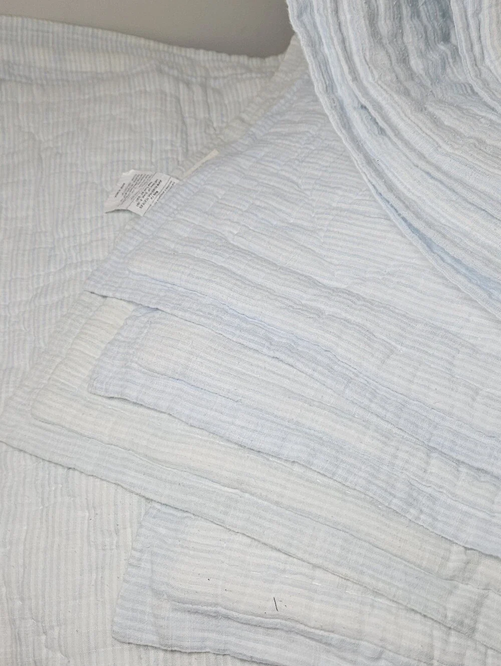 John Robshaw King Quilt Blue White Stripe 100% Cotton Coverlet Bedspread 110×92